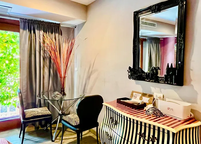 Winnine Cozy Guest house Bangkok